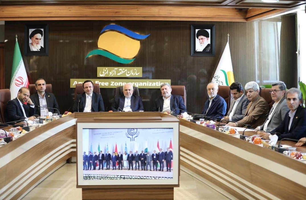 حضور ظریف در شورای راهبردی دیپلماسی مناطق آزاد