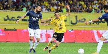 هدیه ملوان به پرسپولیس؛در صدر بمان