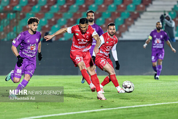 ستاره ازبکستانی پرسپولیس را خوشحال کرد؛ سپاهان ۳ گل به استقلال زد