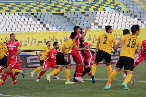 اهالی فوتبال در انتظار بازی بزرگ هفته