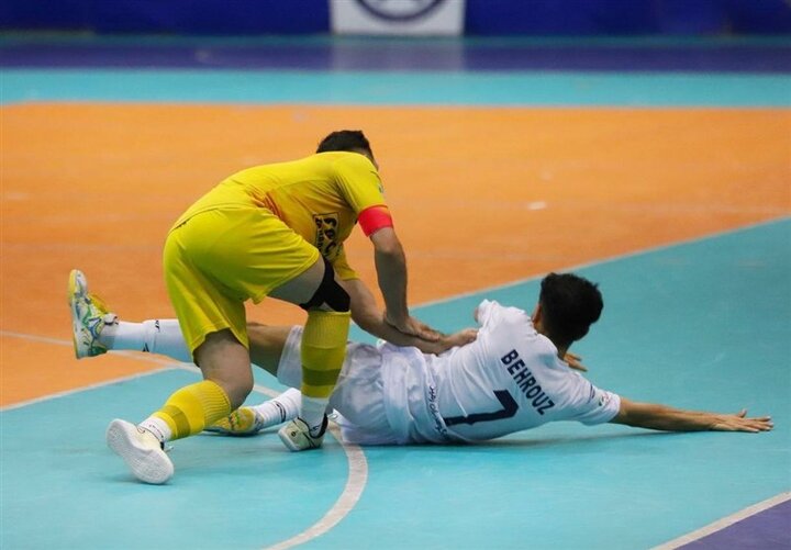 تساوی در شهرآورد ساوه/ برد پرگل گیتیزنها مقابل فولاد زرند