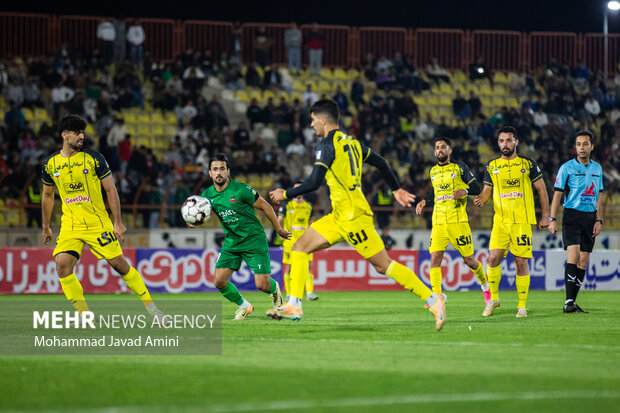 مصاف ۴ تیم لیگ برتری با لیگ یکی‌ها/ چالش «زمین» برای استقلال و ساپینتو