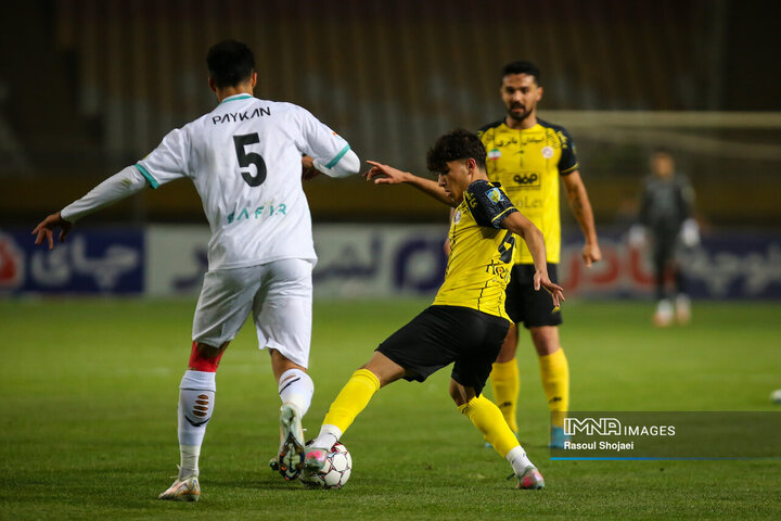 آخرین وضعیت مصدومیت آریا شفیع‌دوست؛ ستاره جوان سپاهان رباط داد؟