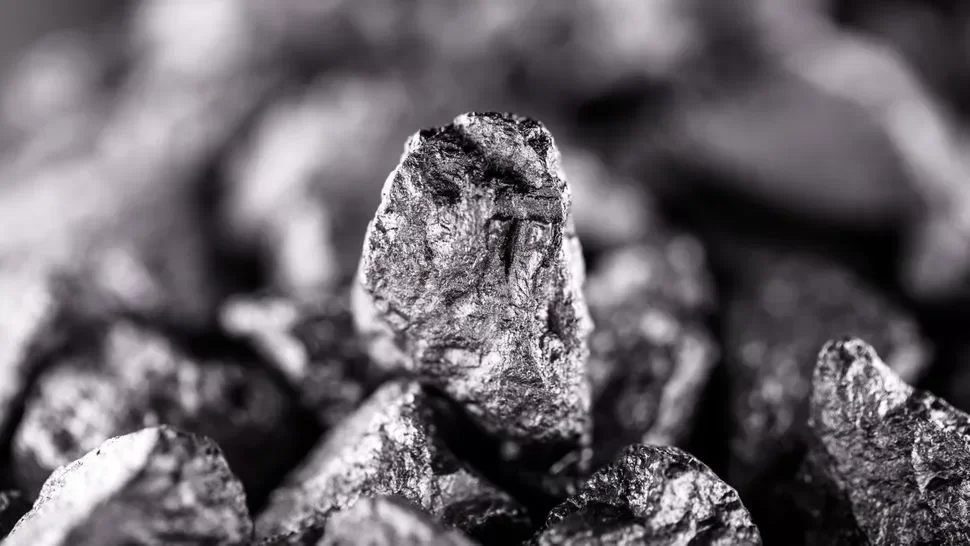 کشف سنگی معدنی در چین که حاوی یک عنصر خاکی کمیاب بسیار ارزشمند است