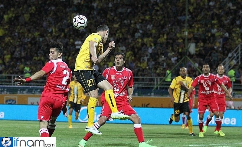 گزارش تصویری دیدار سپاهان و پرسپولیس (93/7/11)