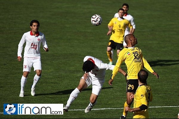 گزارش تصویری دیدار سپاهان و پدیده (93/12/25)