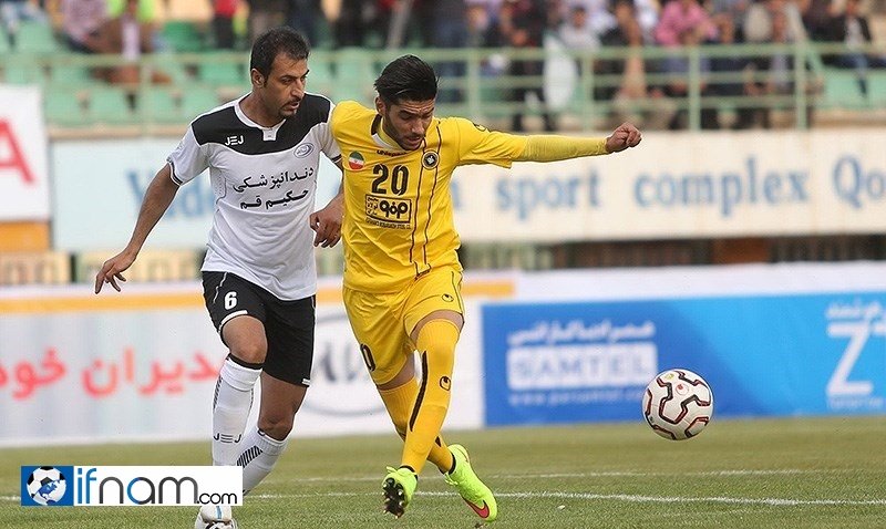 گزارش تصویری دیدار صبای قم و سپاهان (94/1/15)