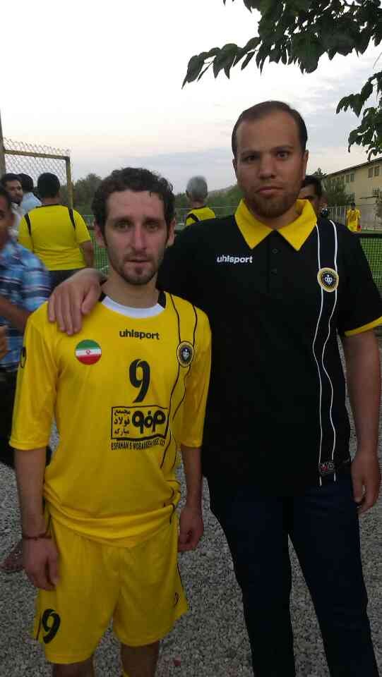 تصاویری از هادی با بازیکنان