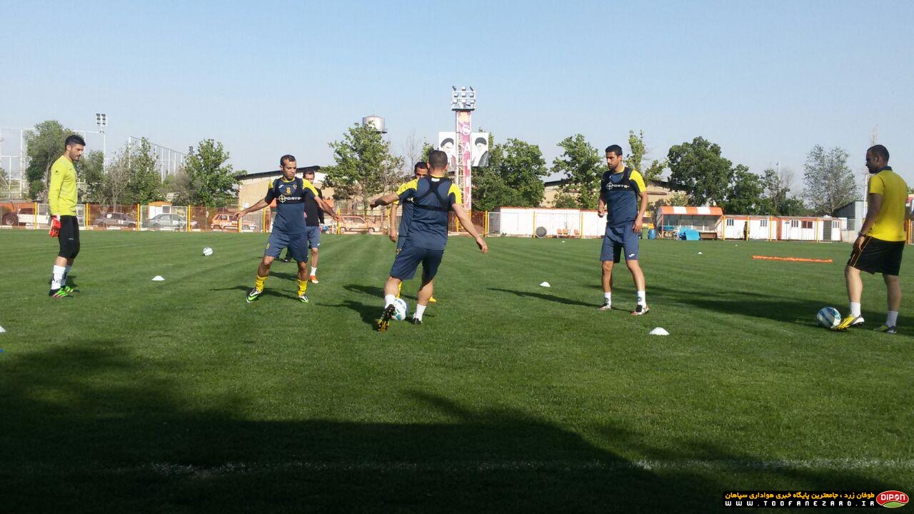 تصاویری از تمرین دیروز طلایی پوشان در تهران