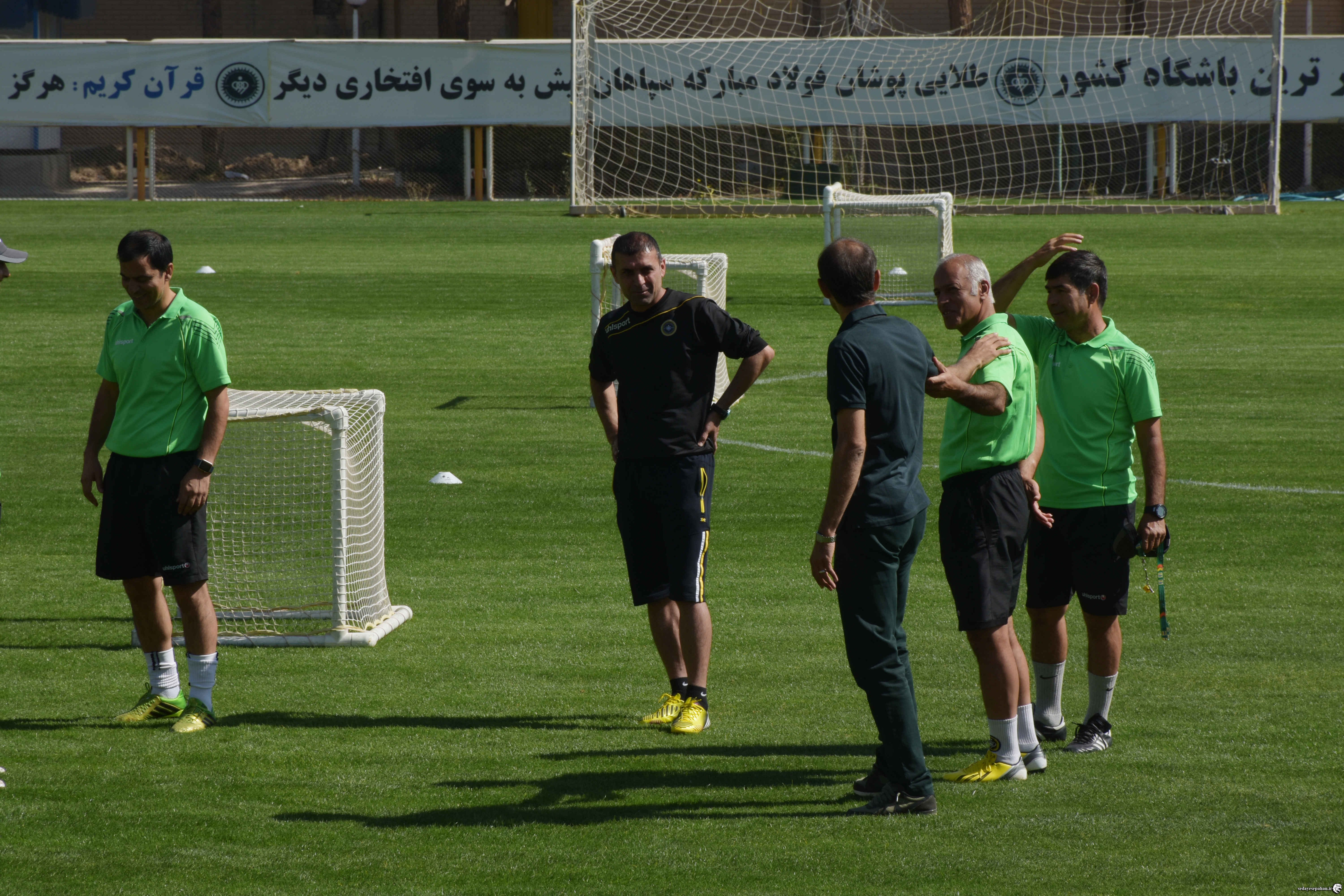 تصاویر خداحافظی نویدکیا با سپاهانی ها