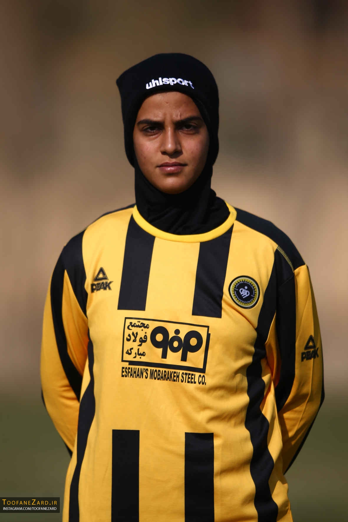 مینا شریعت پور