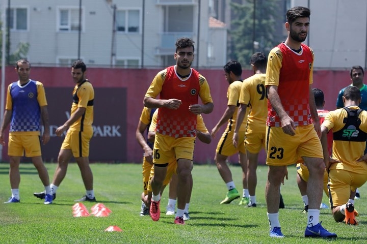 گزارش تصویری از تمرین طلایی پوشان